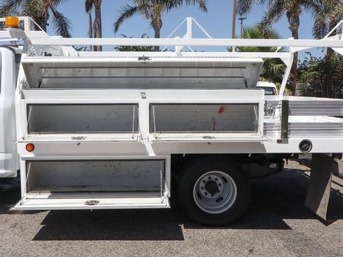 Used 2022 Ford F350 XL w/ Power Equipment Group RWD image 6