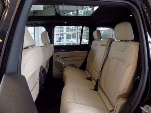 New 2026 Jeep Grand Cherokee Limited w/ Luxury Tech Group II RWD image 26
