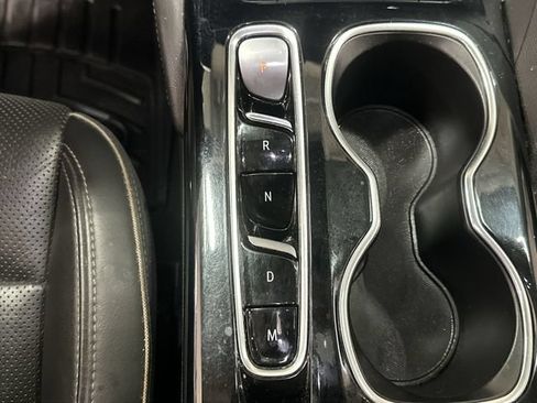 Used 2021 Buick Envision Essence w/ Technology Package I FWD image 27
