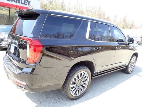 Used 2023 GMC Yukon Denali Ultimate image 4