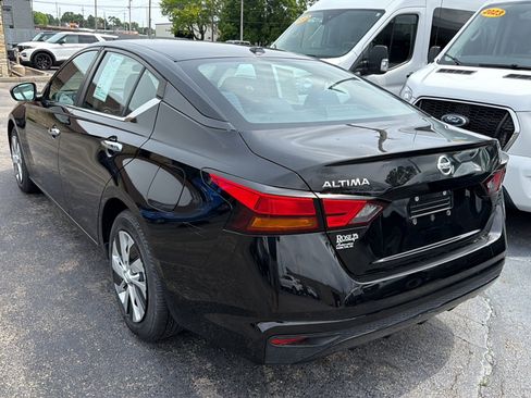 Used 2020 Nissan Altima 2.5 S FWD image 5