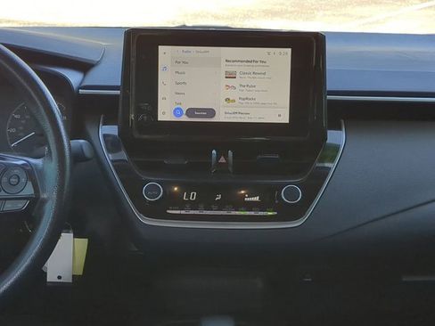 Used 2025 Toyota Corolla LE image 17