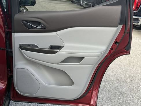 Used 2019 GMC Acadia SLT AWD/4WD image 37