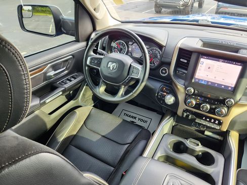 Used 2022 RAM 1500 Laramie AWD/4WD image 15