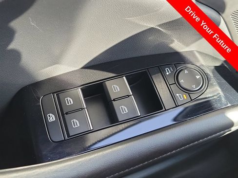Used 2025 MAZDA MAZDA3 s FWD image 17