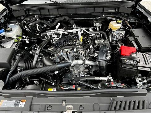 New 2025 Ford Bronco 4-Door image 10