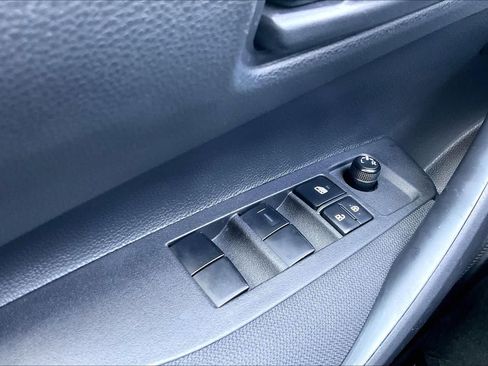 Used 2025 Toyota Corolla LE FWD image 35
