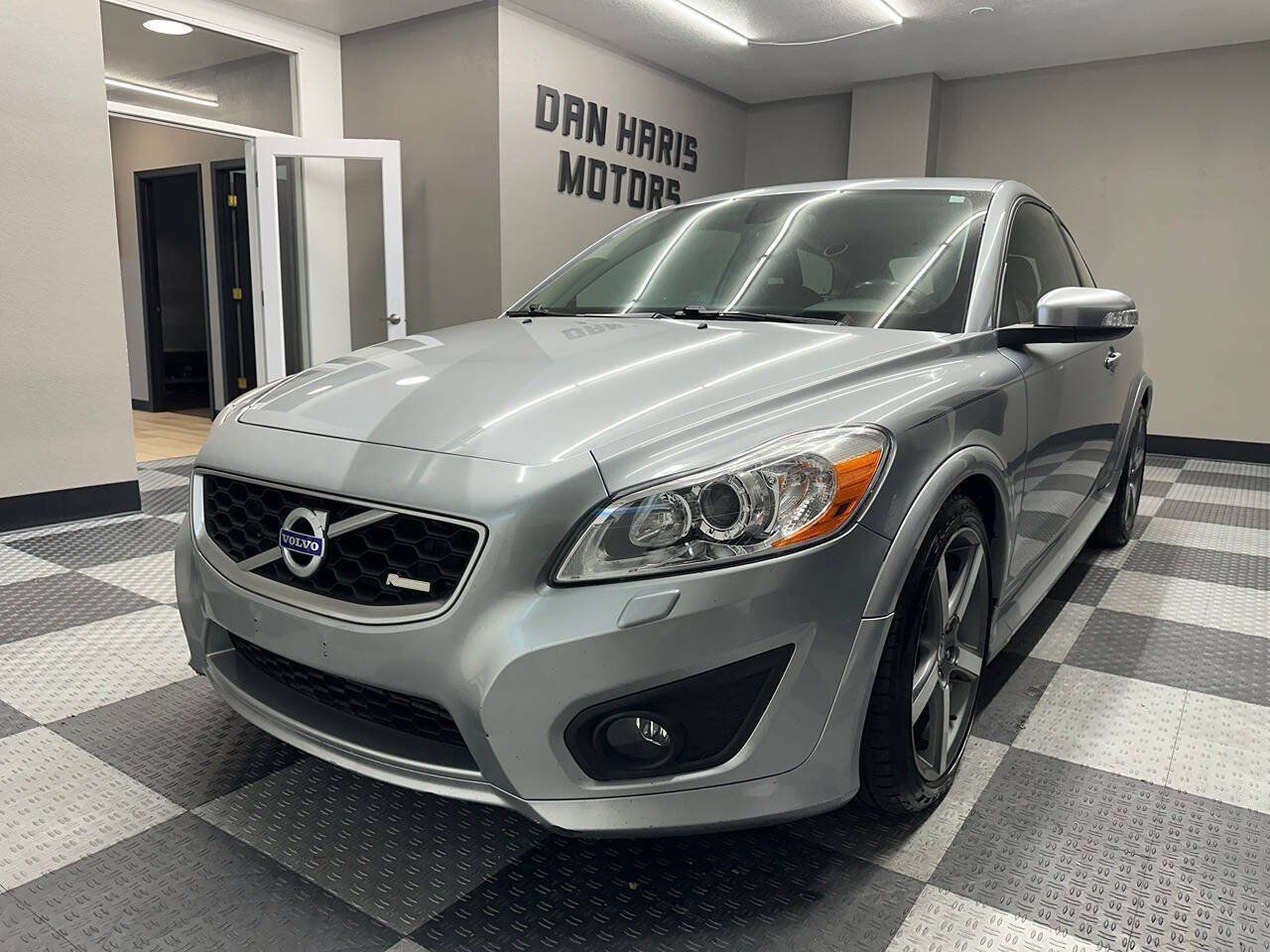 Used 2013 Volvo C30 T5 R-Design w/ Climate Pkg FWD image 5