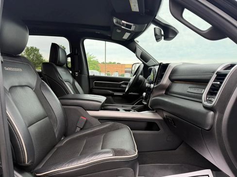 Used 2020 RAM 1500 Laramie AWD/4WD image 25