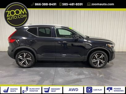 Used 2023 Volvo XC40 B5 Core