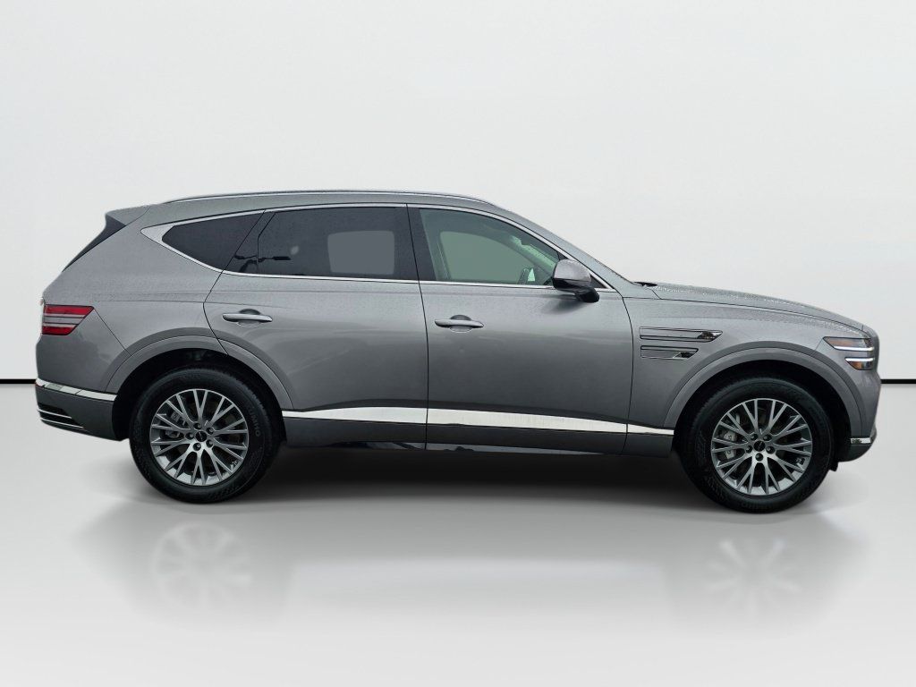 Used 2025 Genesis GV80 2.5T Standard AWD/4WD image 6