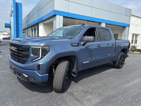 Used 2026 GMC Sierra 1500 Elevation w/ X31 Off-Road Package AWD/4WD image 2