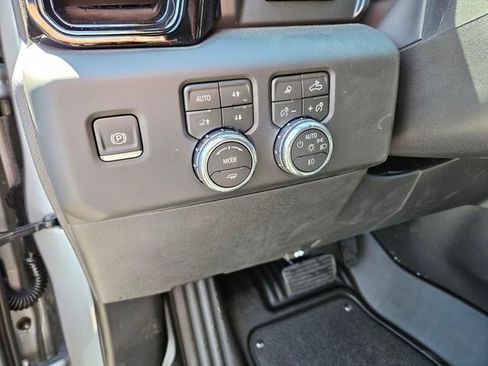 New 2026 GMC Sierra 1500 AT4 w/ AT4 Premium Package AWD/4WD image 23