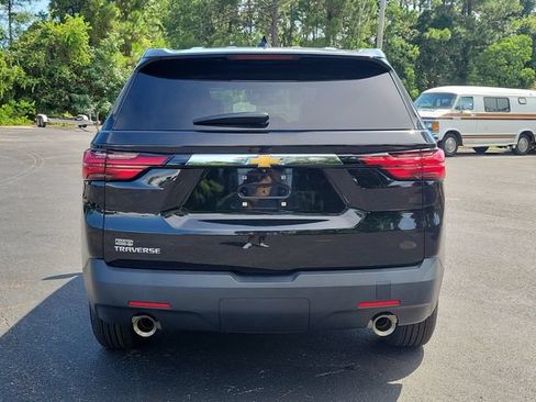 Certified 2023 Chevrolet Traverse LS FWD image 5