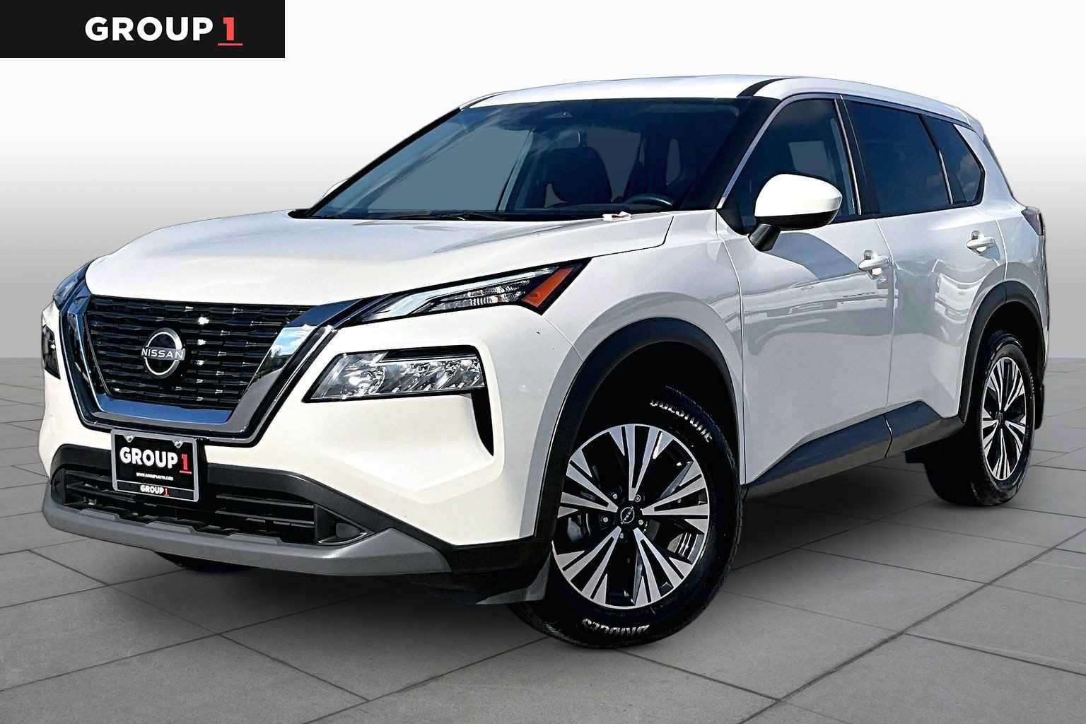 Used 2023 Nissan Rogue SV FWD image 1