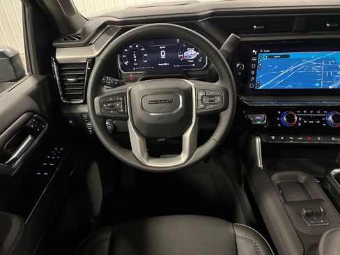 New 2026 GMC Sierra 2500 Denali w/ Denali Reserve Package AWD/4WD image 18