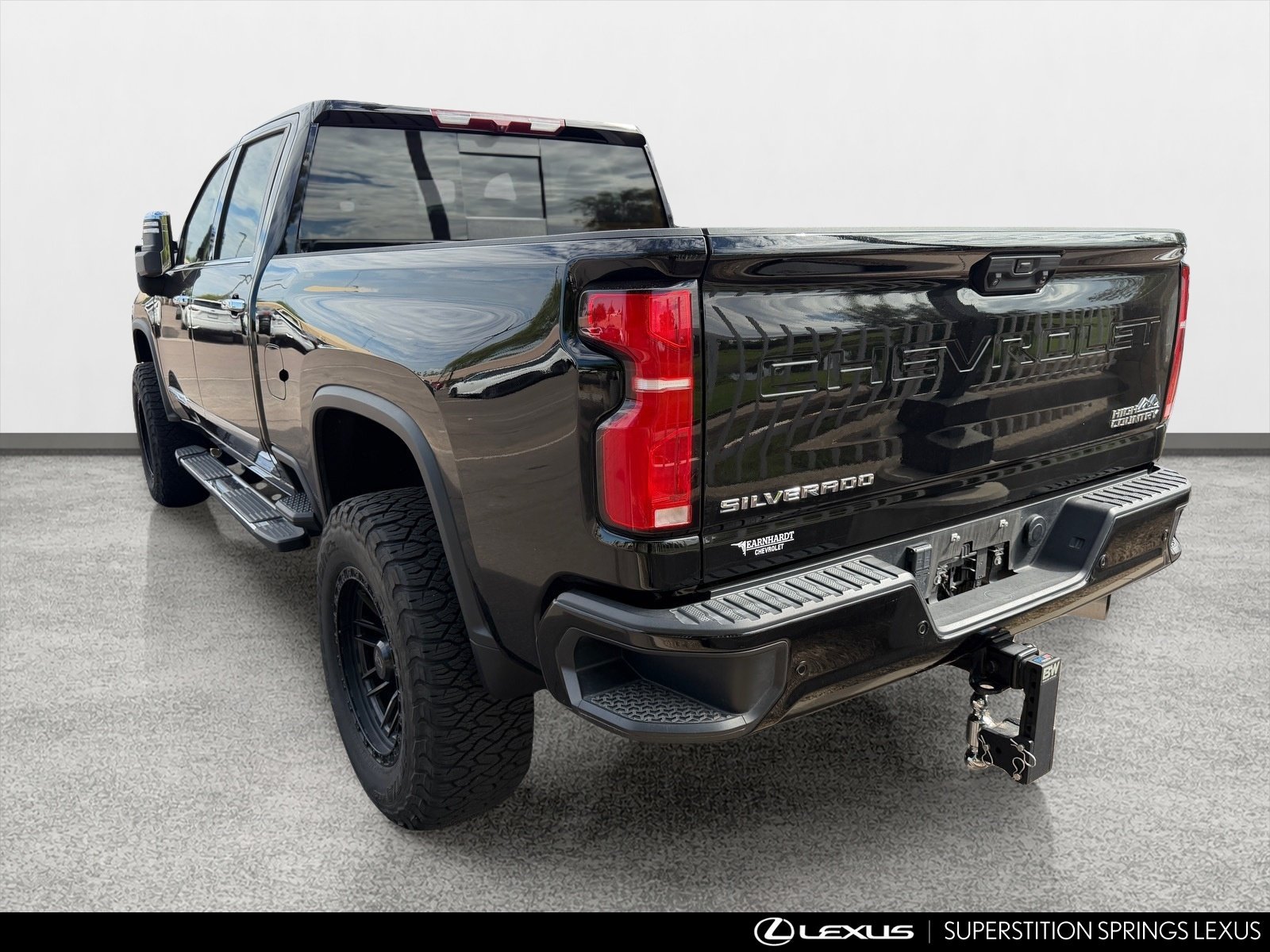 Used 2025 Chevrolet Silverado 2500 High Country AWD/4WD image 4