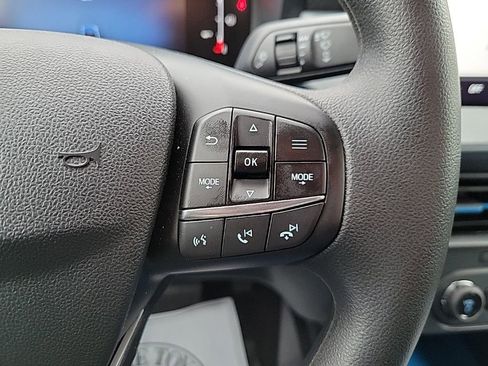 Used 2025 Ford Maverick XLT image 28