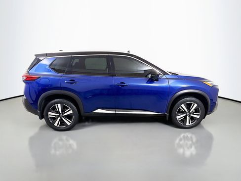 Used 2021 Nissan Rogue Platinum image 8