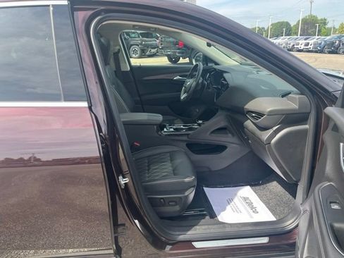 Used 2023 Buick Envision Avenir AWD/4WD image 41