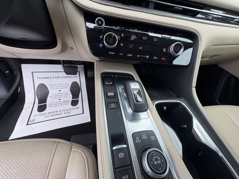 Used 2023 INFINITI QX60 Luxe w/ Cargo Package AWD/4WD image 16