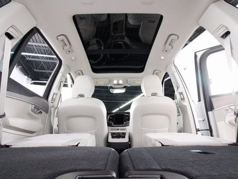 Used 2024 Volvo XC90 B6 Plus w/ Protection Package Premier image 30