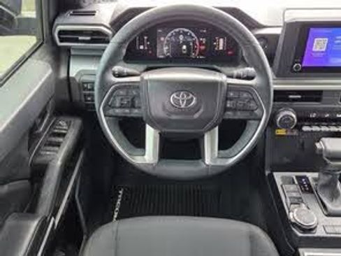 Used 2025 Toyota Tacoma SR5 image 20