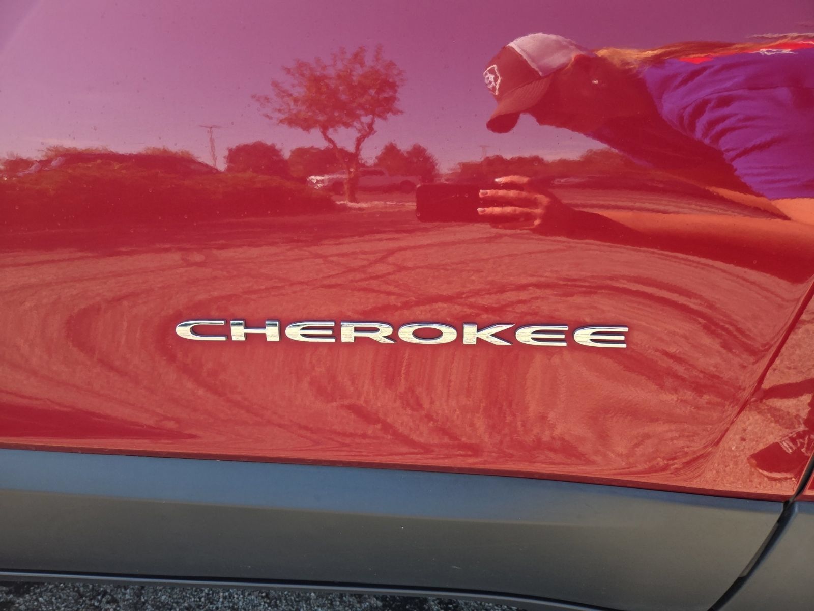 Used 2016 Jeep Cherokee Latitude FWD image 12
