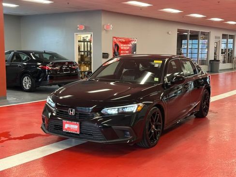 Used 2024 Honda Civic Sport image 7