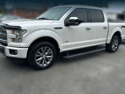Used 2015 Ford F150 Platinum w/ Equipment Group 701A Luxury