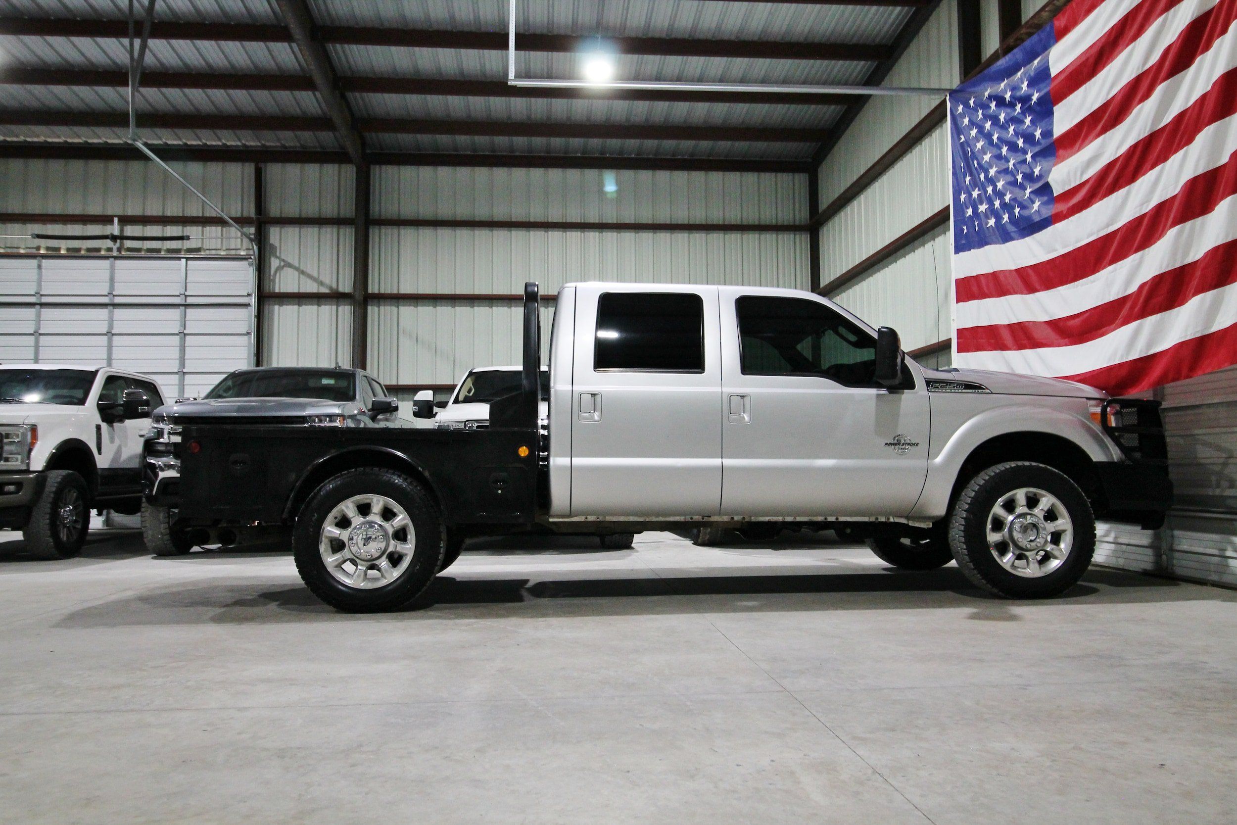 Used 2015 Ford F250 Lariat w/ Lariat Ultimate Package AWD/4WD image 12