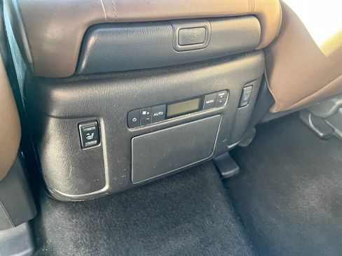 Used 2023 Nissan Armada Platinum w/ Captain's Chairs Package image 26