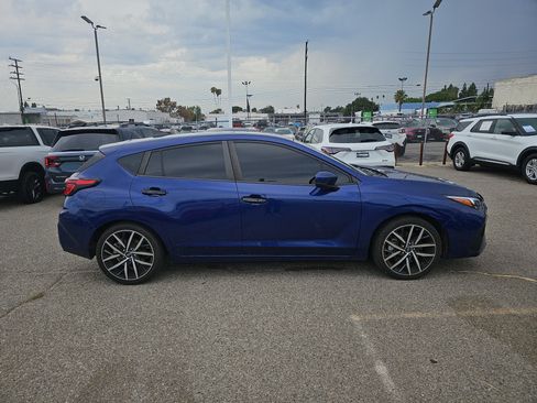 Used 2024 Subaru Impreza 2.0i Sport AWD/4WD image 3