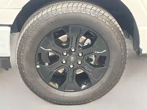 Used 2023 Ford F150 Platinum w/ Equipment Group 701A High AWD/4WD image 33