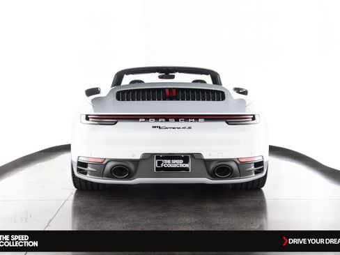 Used 2024 Porsche 911 Carrera S image 9
