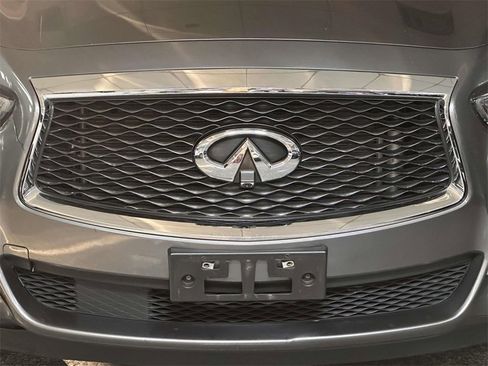 Used 2019 INFINITI QX60 Luxe w/ Essential Package image 5