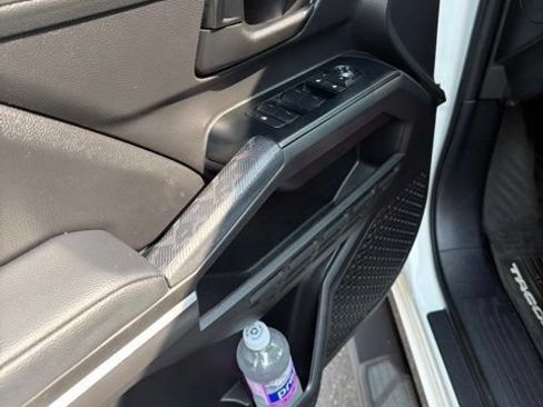 Used 2025 Toyota Tacoma SR5 RWD image 9