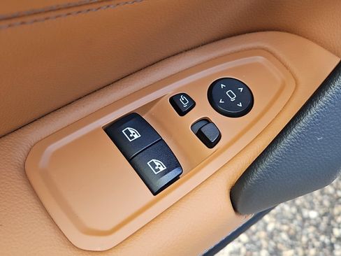 Used 2021 BMW Z4 sDrive30i w/ M Sport Package RWD image 26