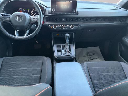 Used 2025 Honda CR-V Sport image 11