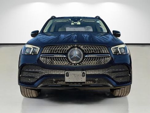 Used 2020 Mercedes-Benz GLE 350 4MATIC w/ AMG Line Exterior image 8