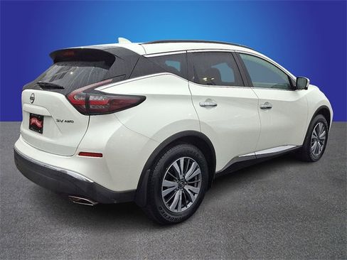 Used 2023 Nissan Murano SV image 4