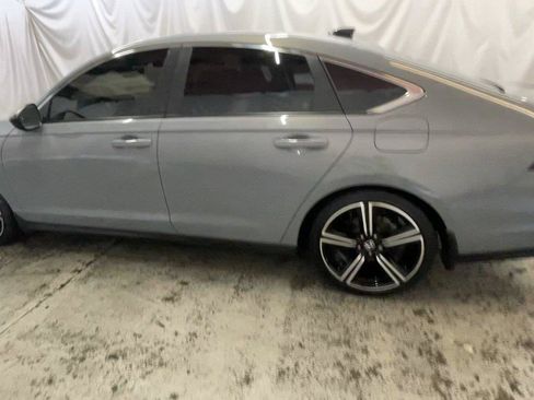 Used 2025 Honda Accord Sport image 11