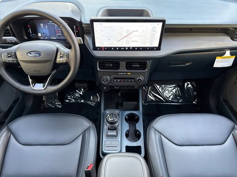 New 2025 Ford Maverick Lariat w/ Black Appearance Package image 12