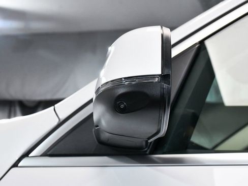 Used 2026 BMW X7 xDrive40i image 99