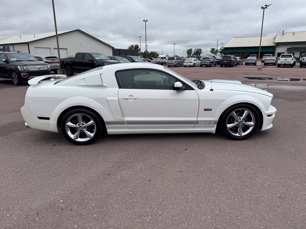 Used 2007 Ford Mustang GT Premium RWD image 24