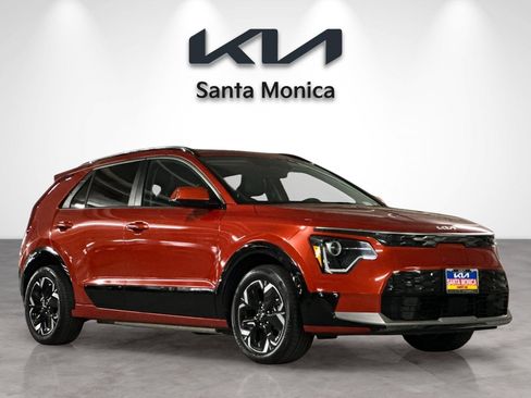 Certified 2023 Kia Niro Wind image 7