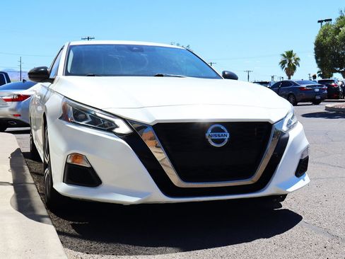 Used 2021 Nissan Altima 2.5 SR FWD image 18