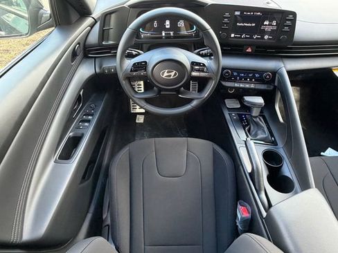 New 2026 Hyundai Elantra Sport image 7