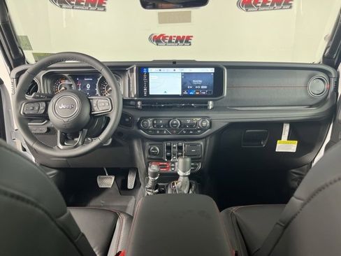 New 2025 Jeep Wrangler Unlimited Rubicon w/ XTREMEE 35" Tire Package image 12