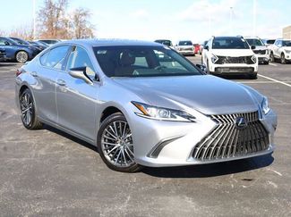 Used 2024 Lexus ES 300h w/ Premium Package video 2